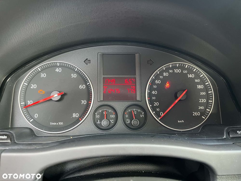 Volkswagen Golf Plus 1.6 FSI Trendline - 17