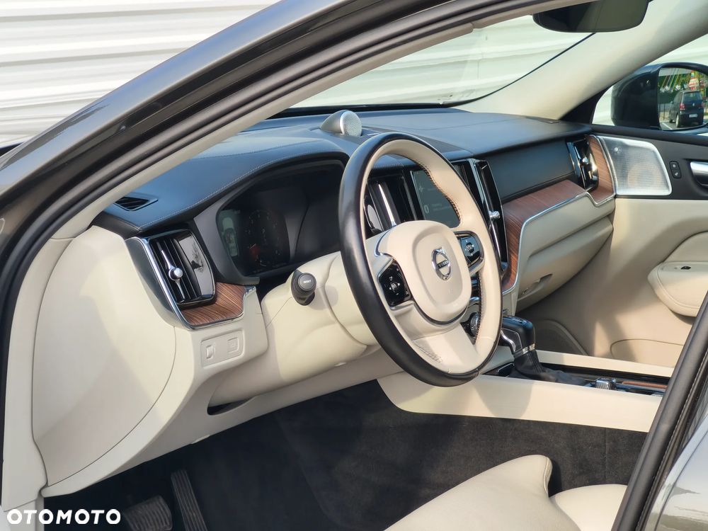 Volvo XC 60 T4 Inscription - 15