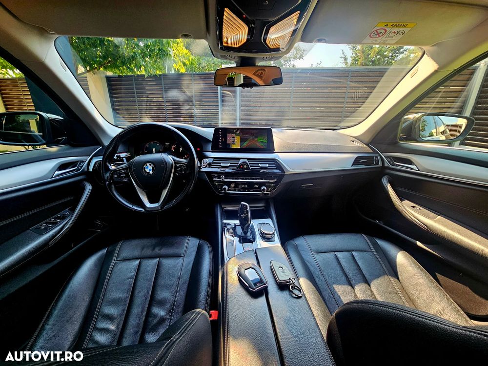 BMW Seria 5 518d Aut. Luxury Line - 2