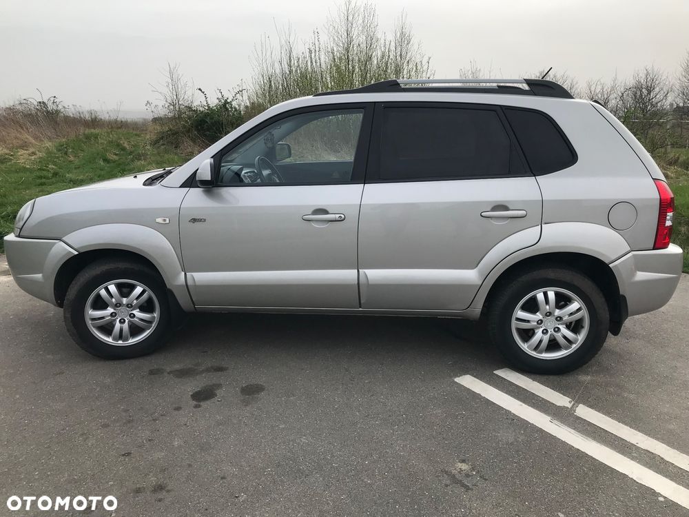 Hyundai Tucson 2.0 CRDi VGT 4WD GLS - 10