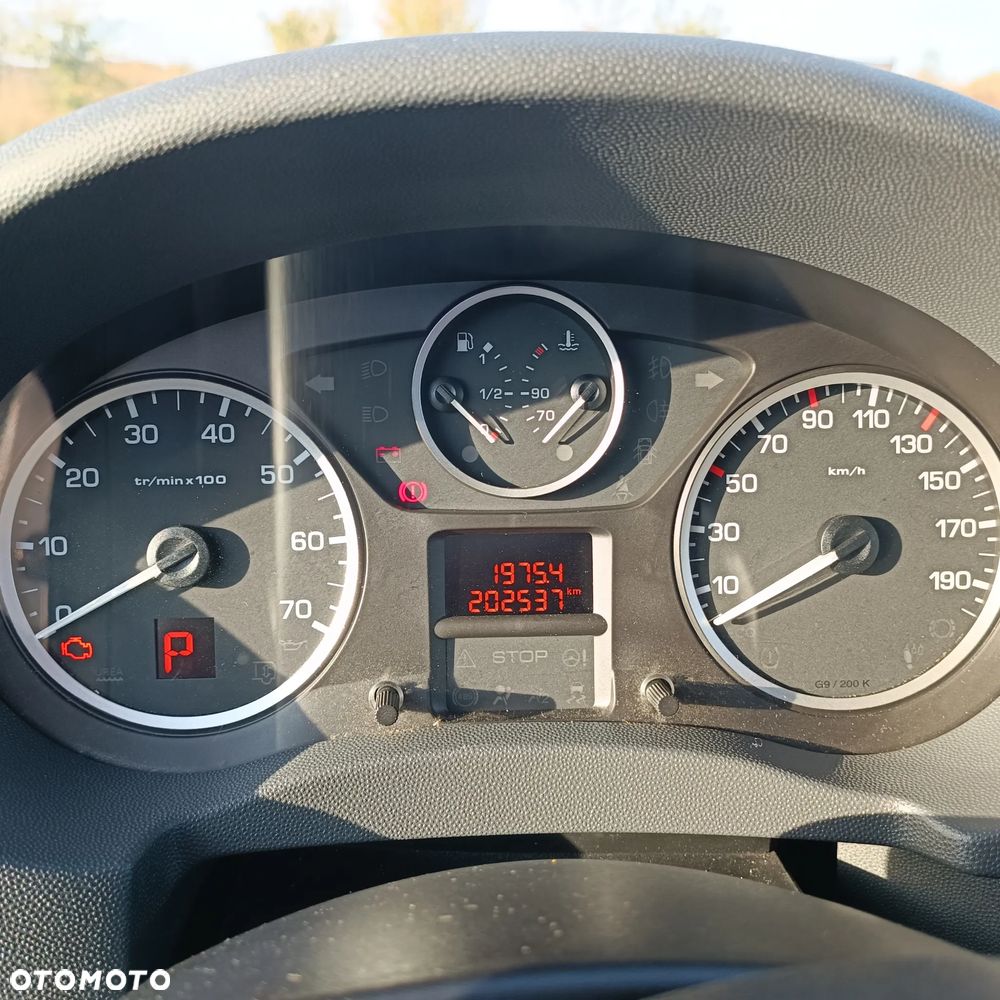 Peugeot Ekspert - 11