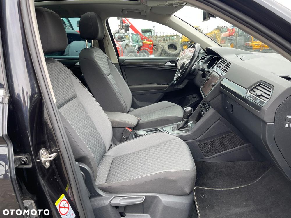 Volkswagen Tiguan 1.5 TSI ACT OPF DSG Comfortline - 24