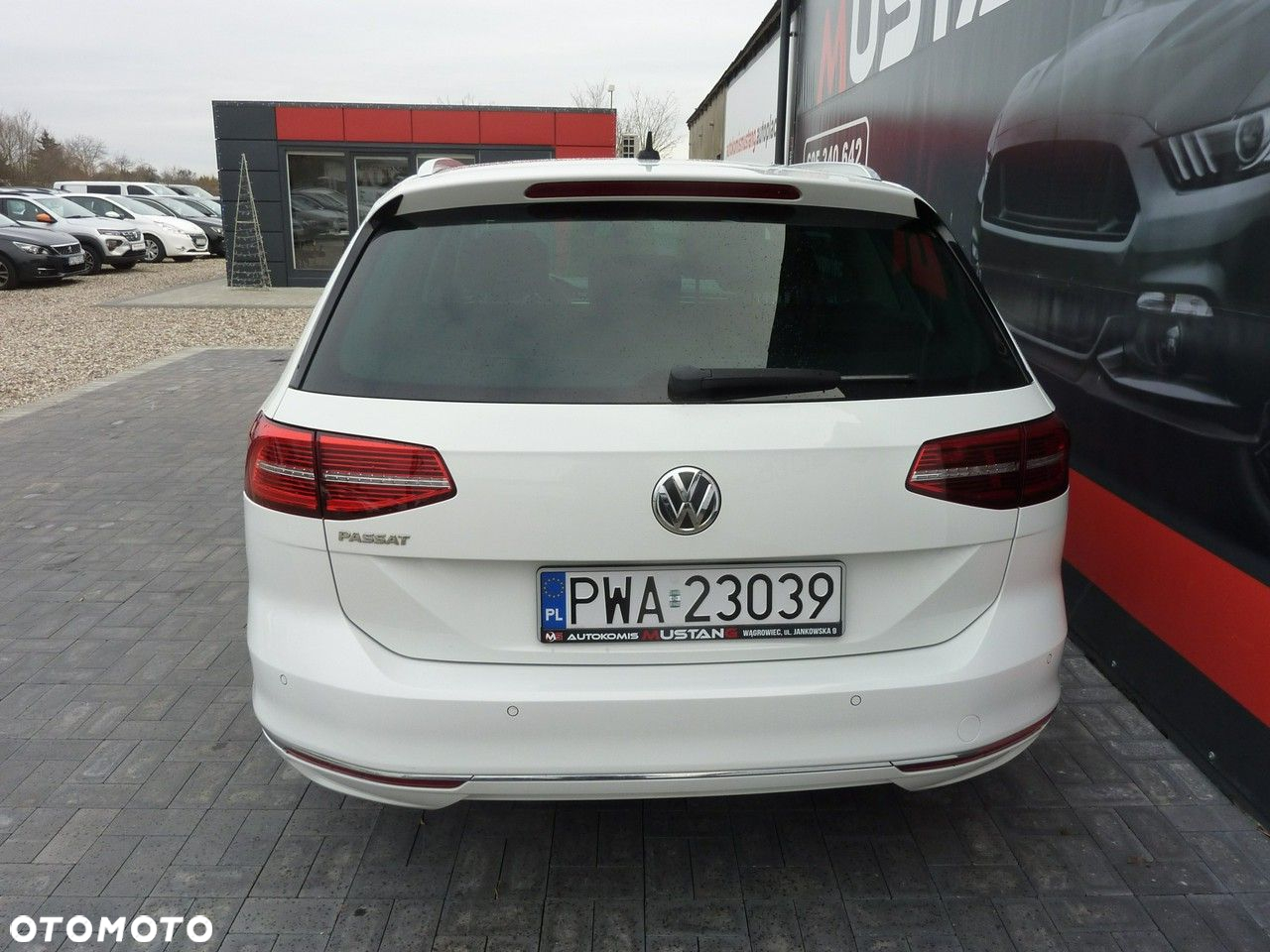 Volkswagen Passat - 5