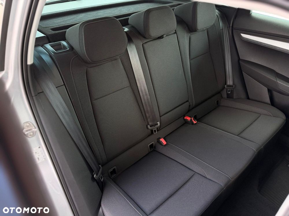 Skoda Karoq 1.5 TSI ACT Selection DSG - 25