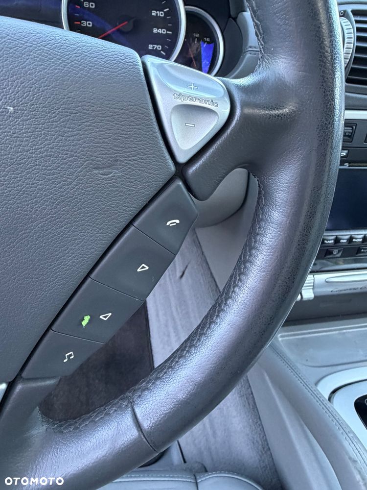 Porsche Cayenne Tiptronic S GTS - 16