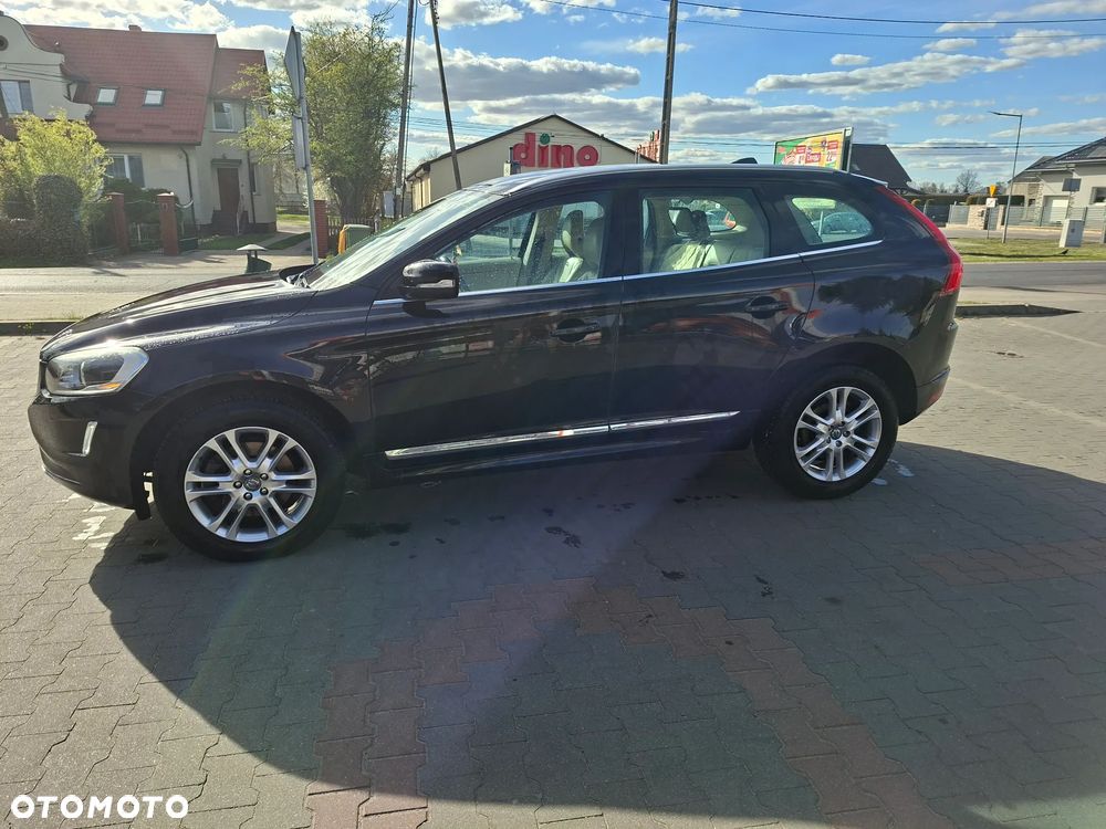 Volvo XC 60 D5 AWD Summum - 3