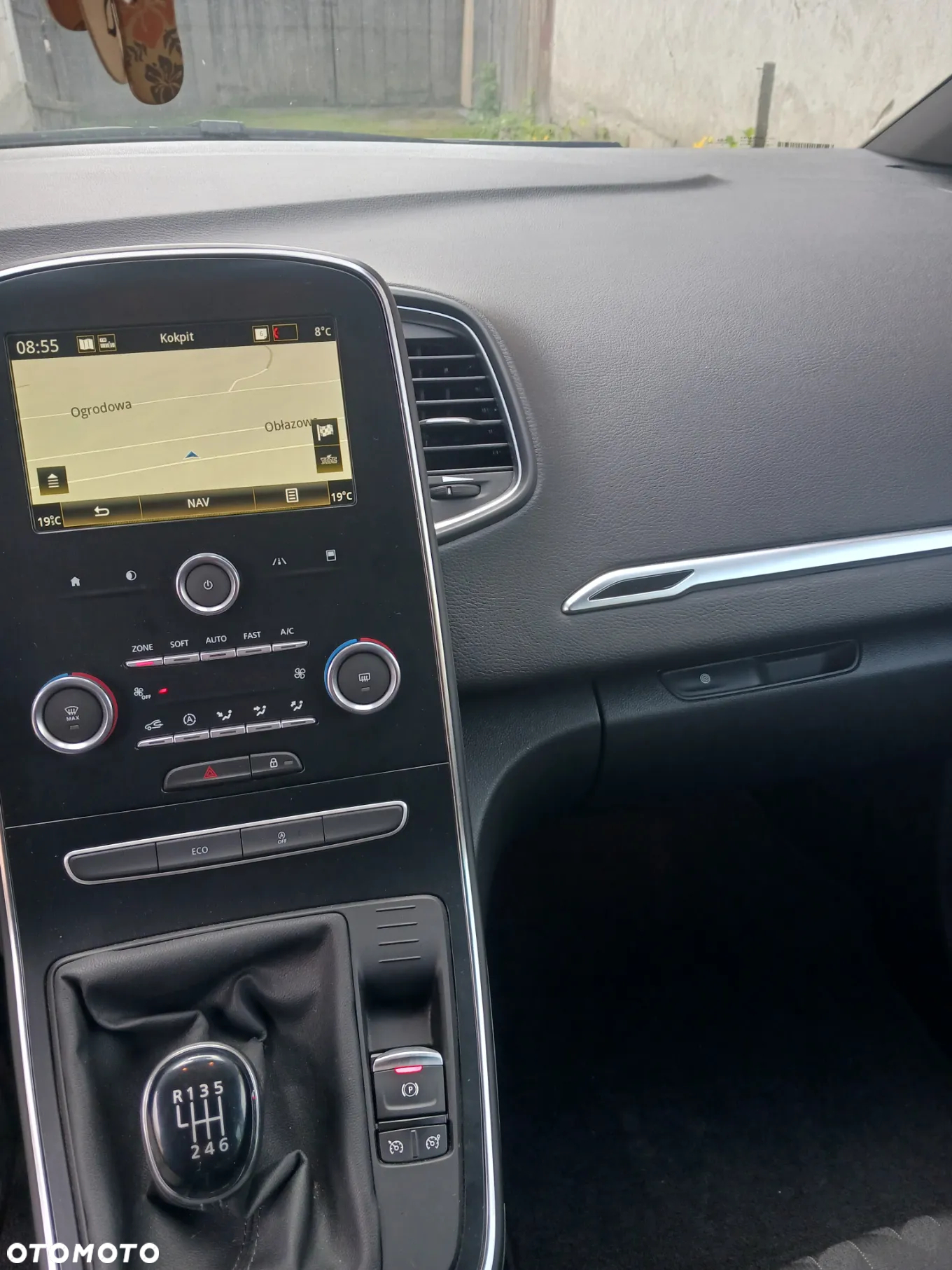Renault Scenic - 10