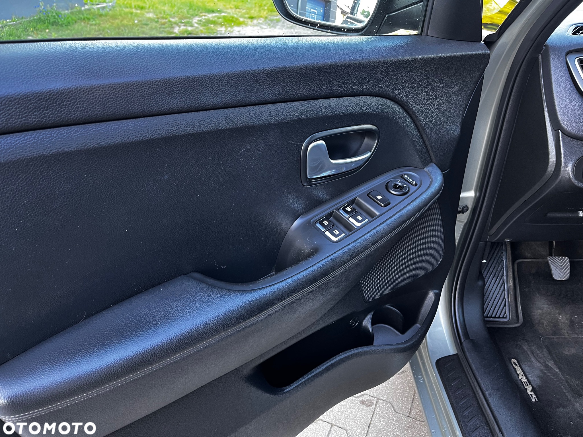 Kia Carens 1.7 CRDi L - 15