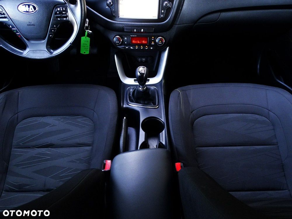 Kia Ceed - 37