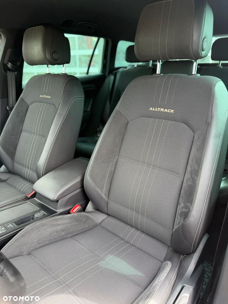 Volkswagen Passat Alltrack 2.0 TDI SCR DSG 4Motion - 12