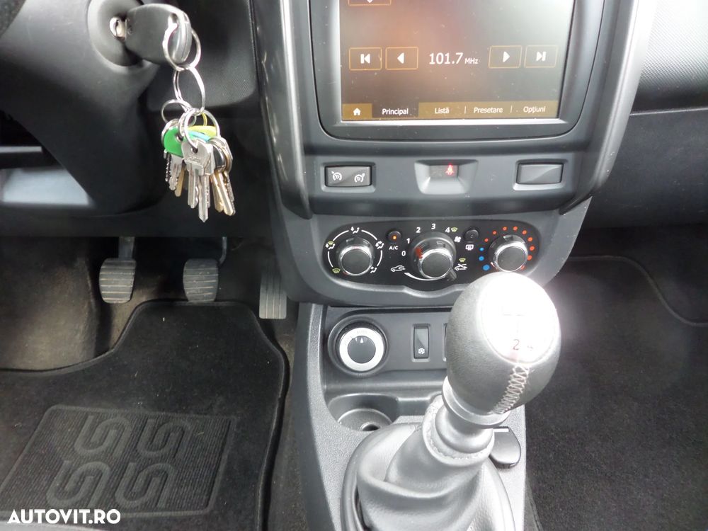 Dacia Duster 1.5 dCi 4x4 Laureate - 31
