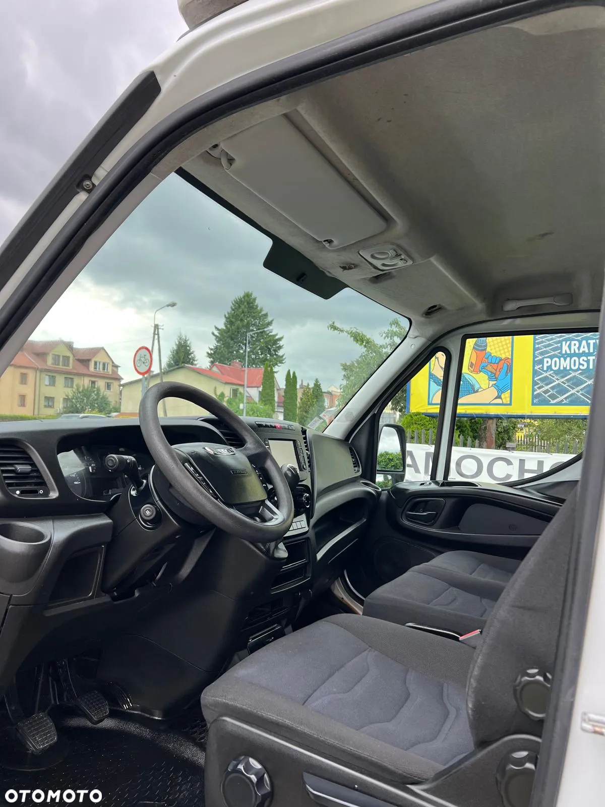 Iveco 35s14 Kontener - 11