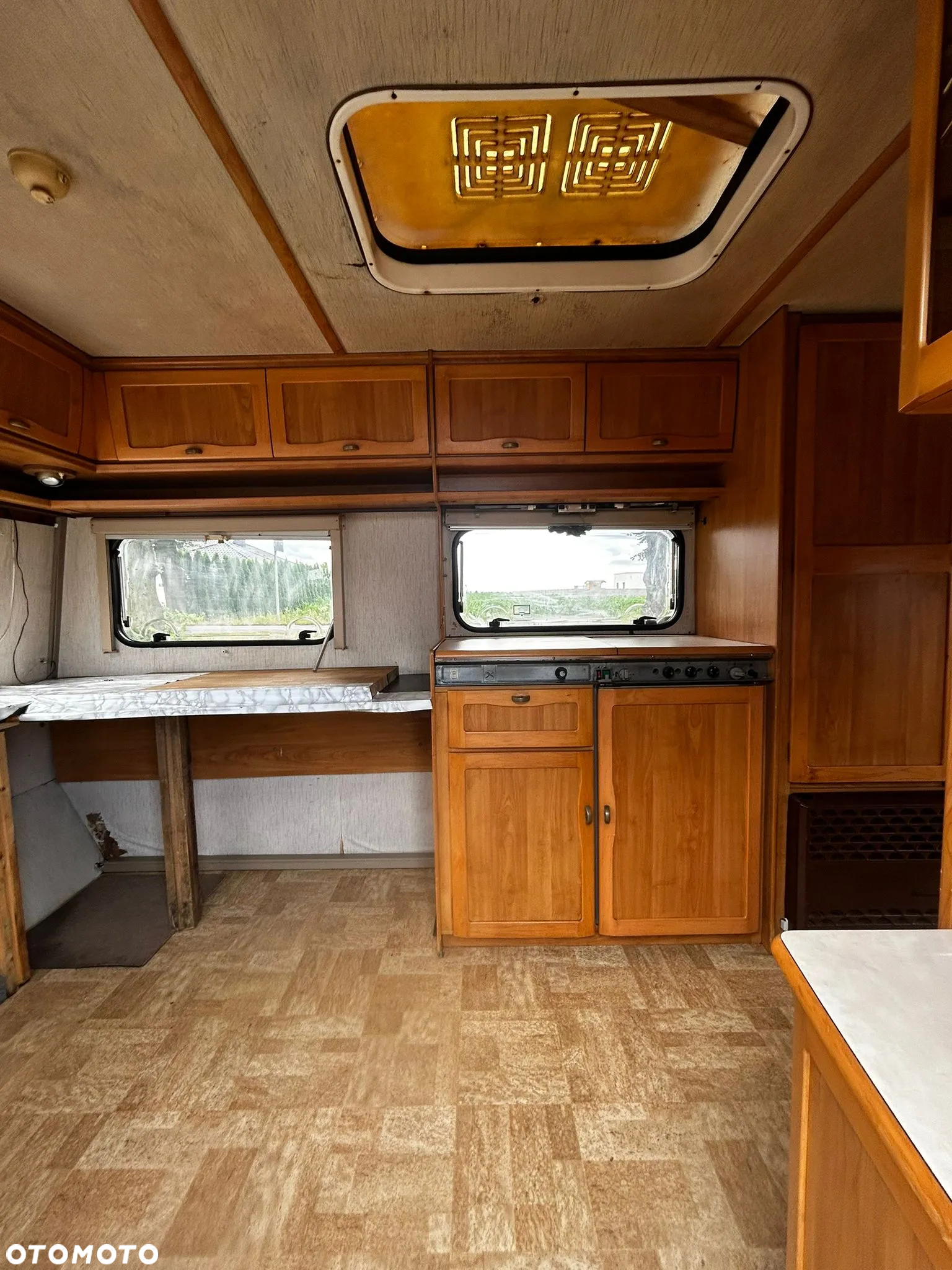 Hymer-Eriba NOVA - 8