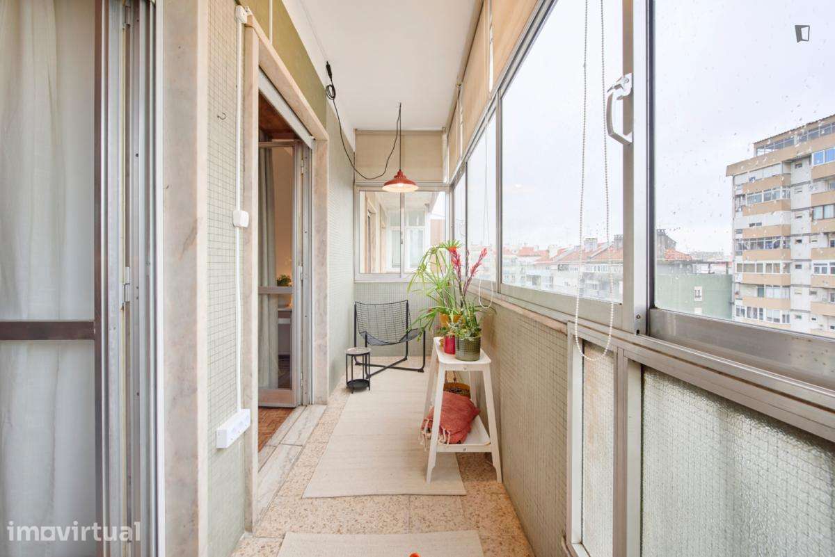 Quarto - localizado em Benfica Lisbon - Grande imagem: 3/17