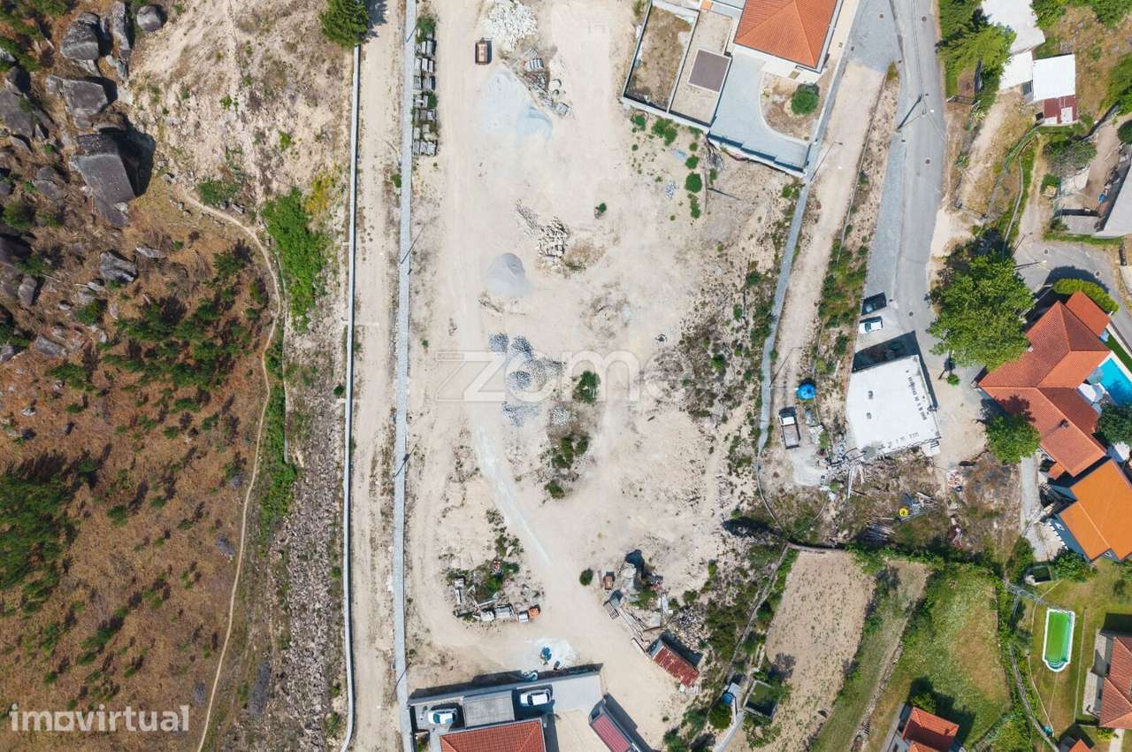 Lote de Construção no Gerês - Grande imagem: 3/18