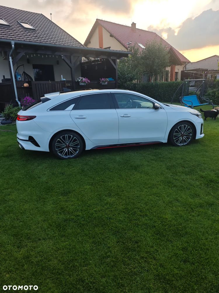 Kia ProCeed 1.6 T-GDI DCT7 OPF GT - 2