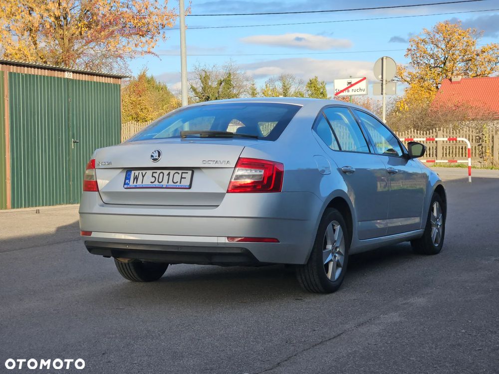 Skoda Octavia 2.0 TDI Edition - 4