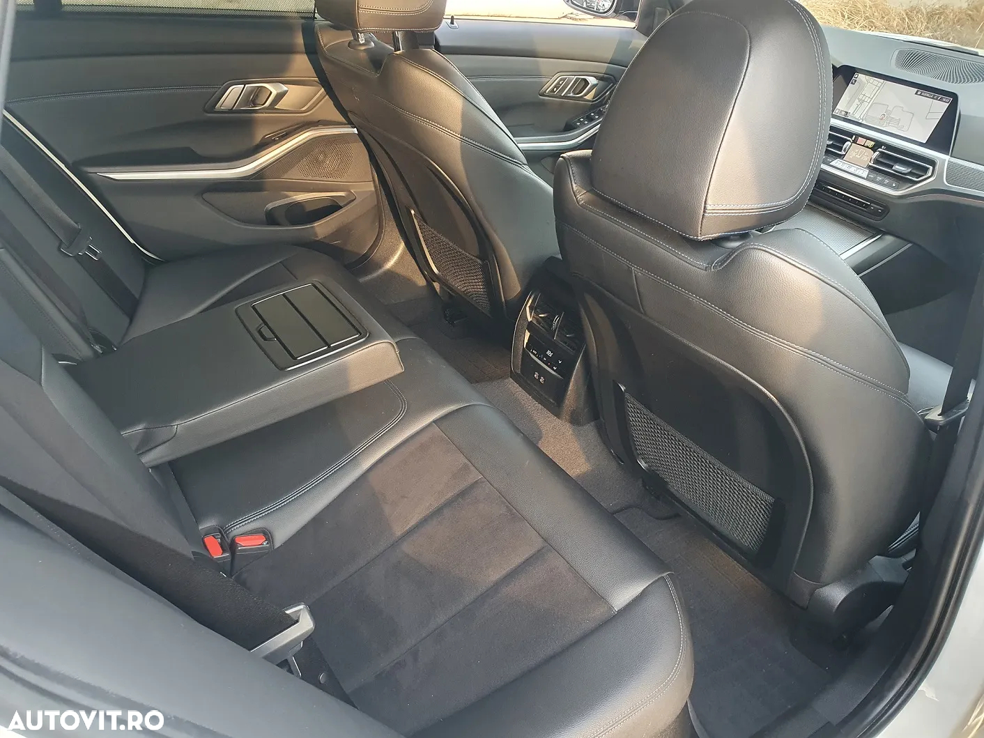 BMW Seria 3 320d xDrive AT MHEV - 14