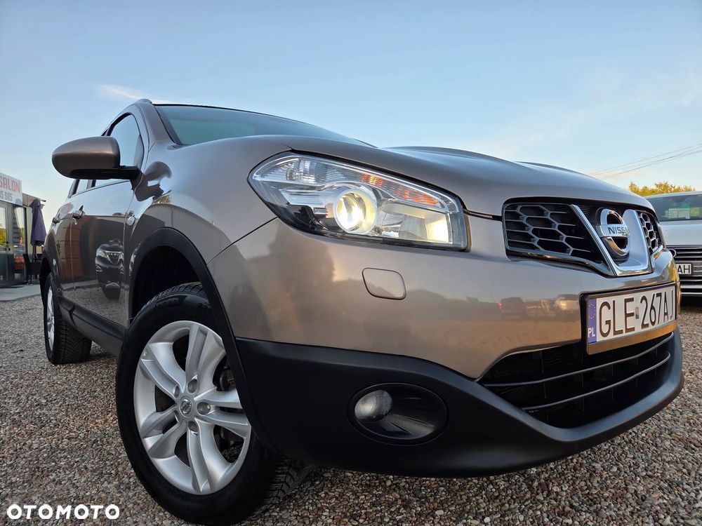 Nissan Qashqai 2.0 Tekna Premium CVT - 9