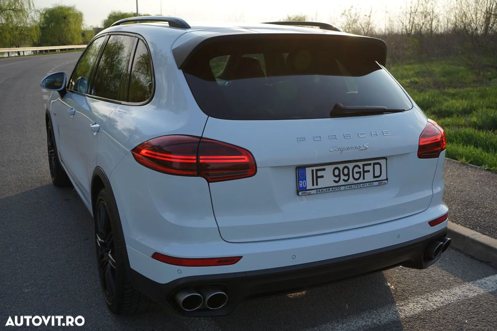 Porsche Cayenne - 10