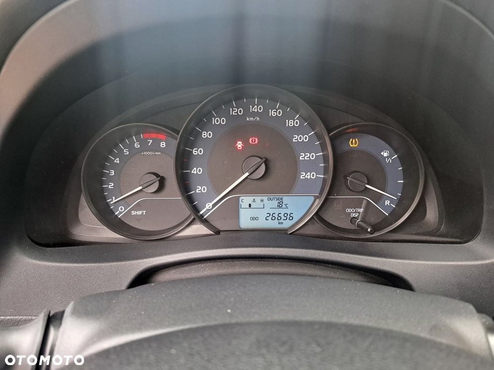 Toyota Corolla 1.6 Active - 12