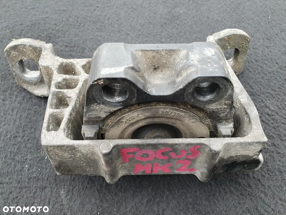 Ford Focus MK2 1.6 TDCI ŁAPA PODUSZKA SILNIKA - 1