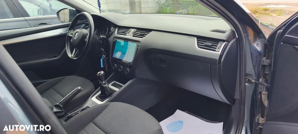 Skoda Octavia 1.6 TDI Drive - 30
