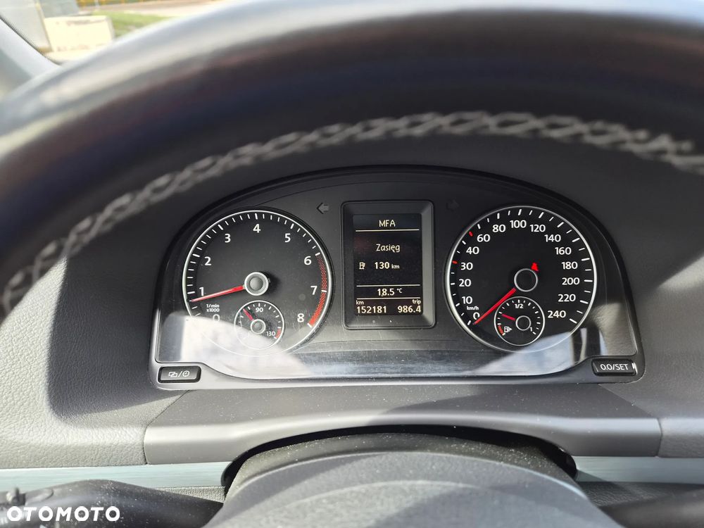 Volkswagen Touran 1.4 TSI DSG Cup - 14
