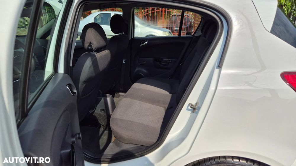 Opel Corsa 1.2 Essentia - 14