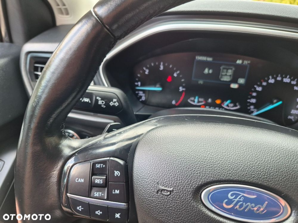 Ford Focus - 21