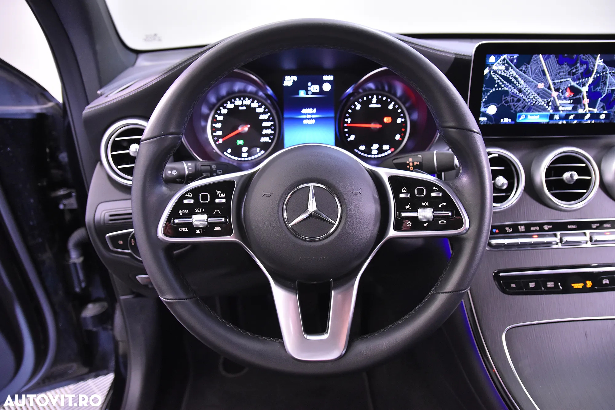 Mercedes-Benz GLC 220 d 4MATIC - 16