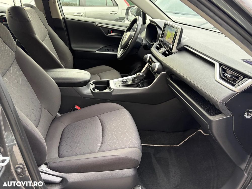 Toyota RAV4 - 17