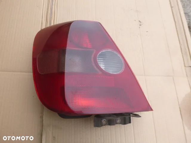 LAMPA LEWY TYŁ LEWA TYLNA HONDA CIVIC VII 3D HB - 2