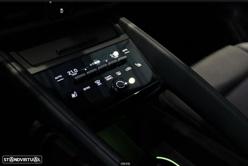 Porsche Macan Electric - 13