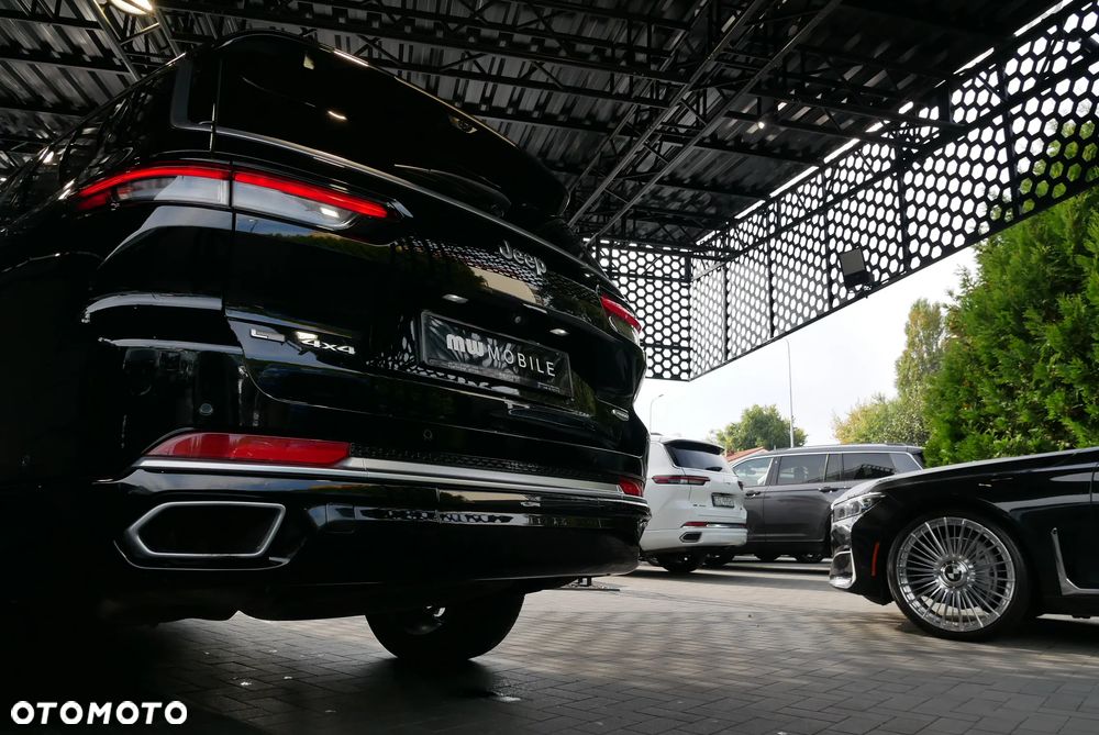 Jeep Grand Cherokee Gr 3.6 V6 Summit - 36