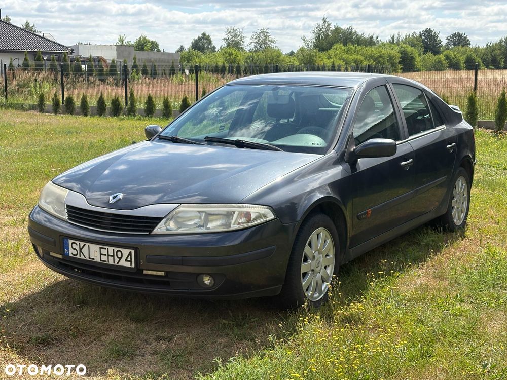 Renault Laguna - 1