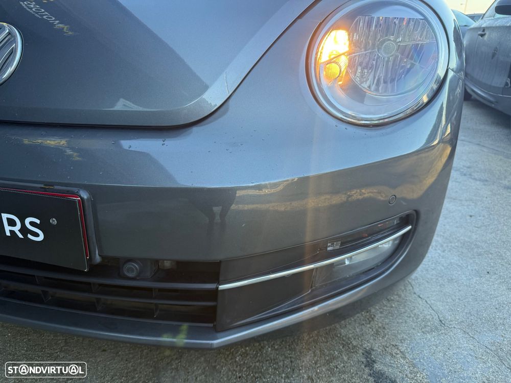 VW New Beetle 1.6 TDi Design - 24
