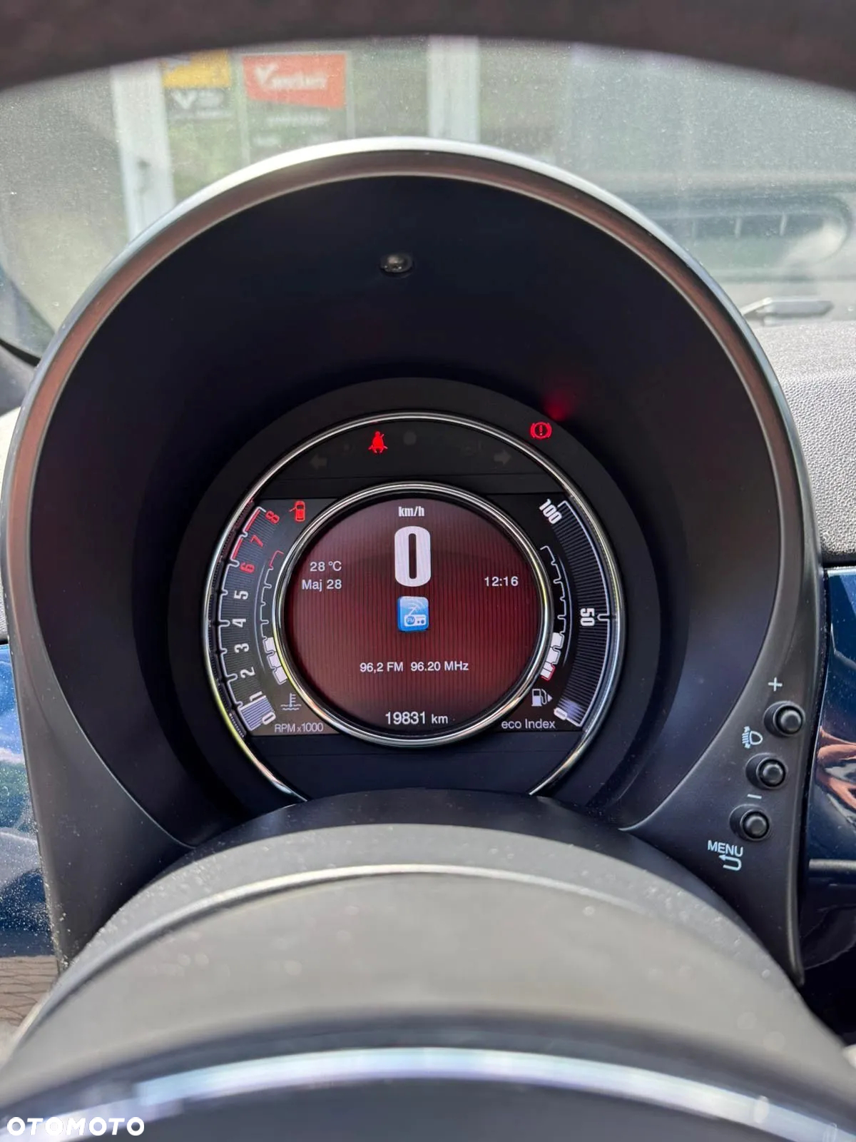 Fiat 500 1.0 Hybrid Club - 2