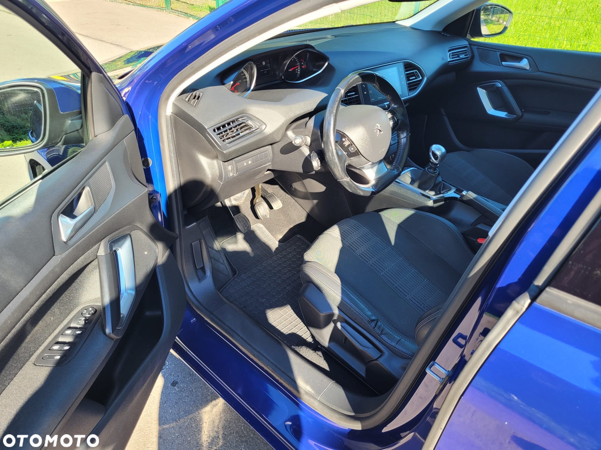 Peugeot 308 SW 1.6 BlueHDi Active S&S - 11