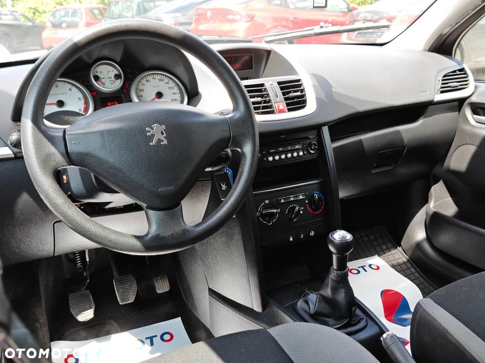 Peugeot 207 1.6 HDi - 6
