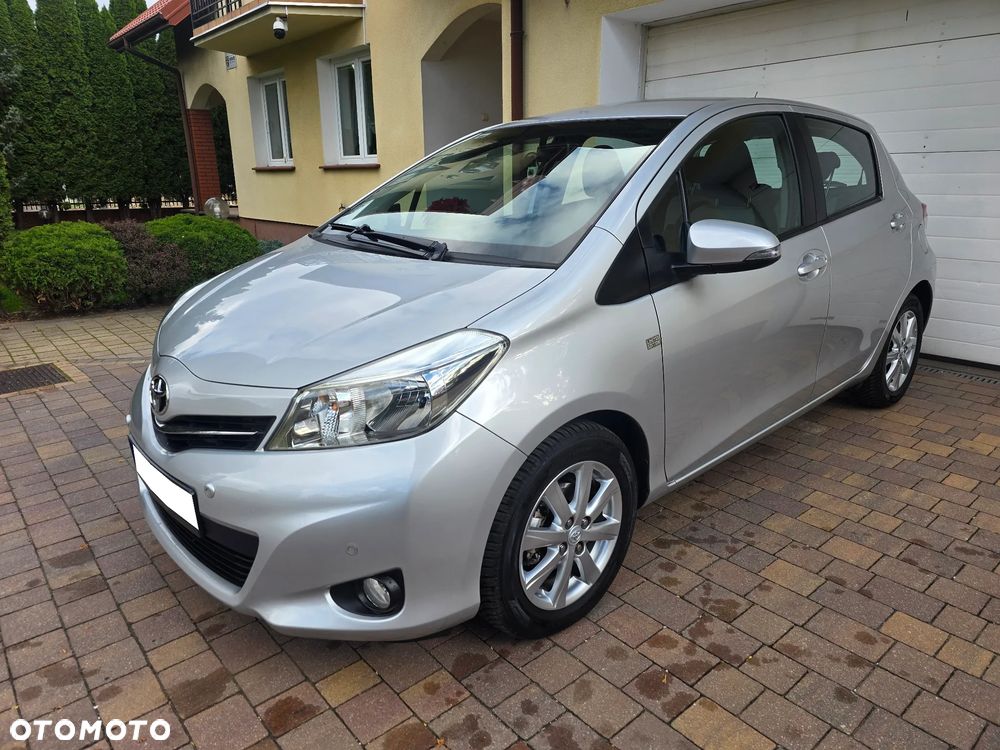 Toyota Yaris 1.33 VVT-i Executive - 1