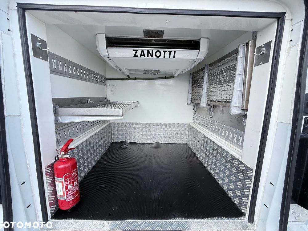 Opel Vivaro Long L2 Chłodnia/Mroźnia Izoterma Dwie Komory - 15