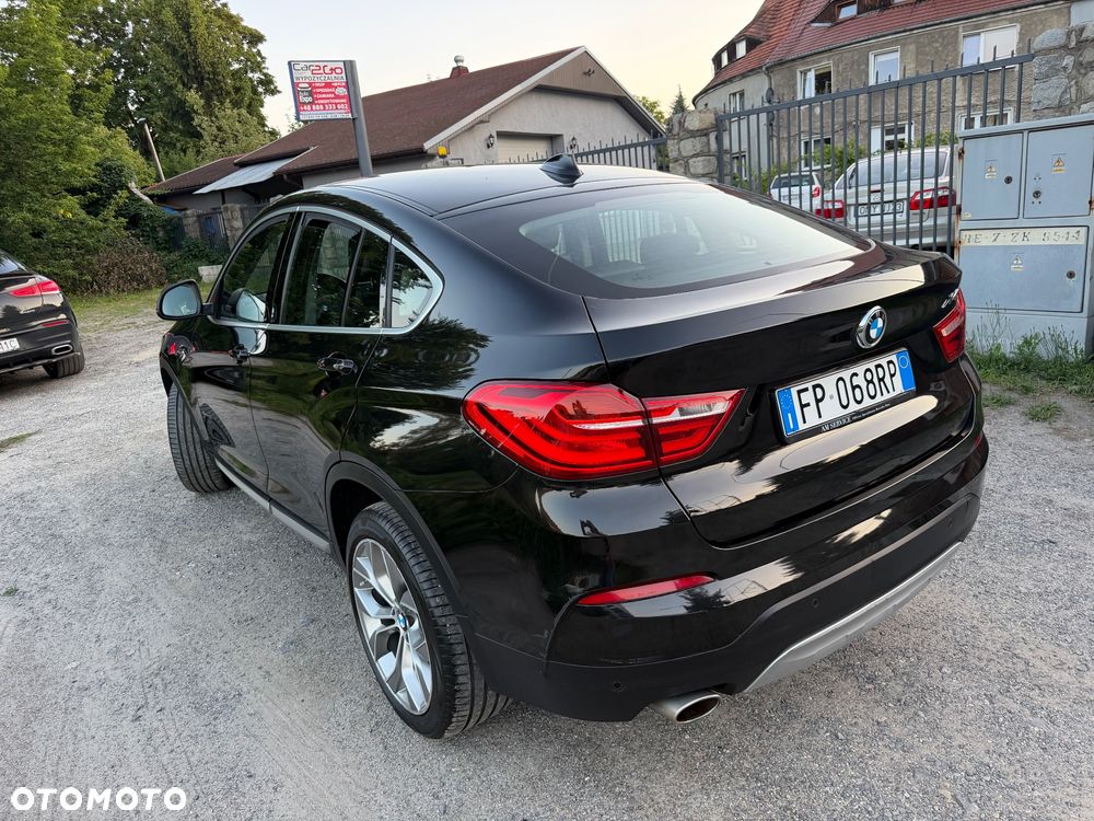 BMW X4 xDrive20d xLine - 4