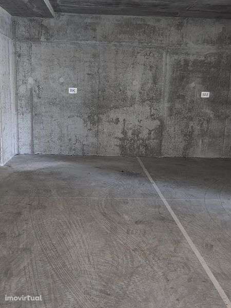 Garagem Estudiso UM - Grande imagem: 4/7