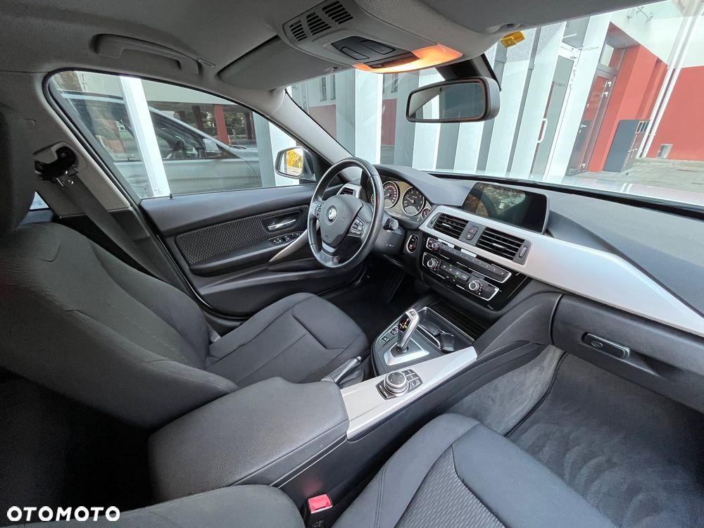 BMW Seria 3 318d Business Edition - 19