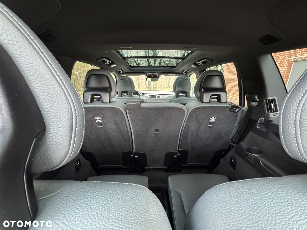 Volvo XC 90 T8 AWD Recharge Geartronic Inscription Edition - 32