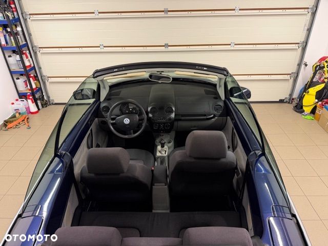 Volkswagen New Beetle Cabriolet 2.0 - 16