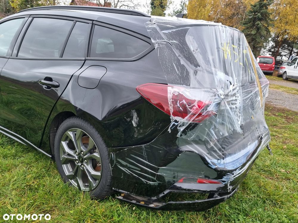 Ford Focus 1.5 EcoBlue Start-Stopp-System ST-LINE - 9