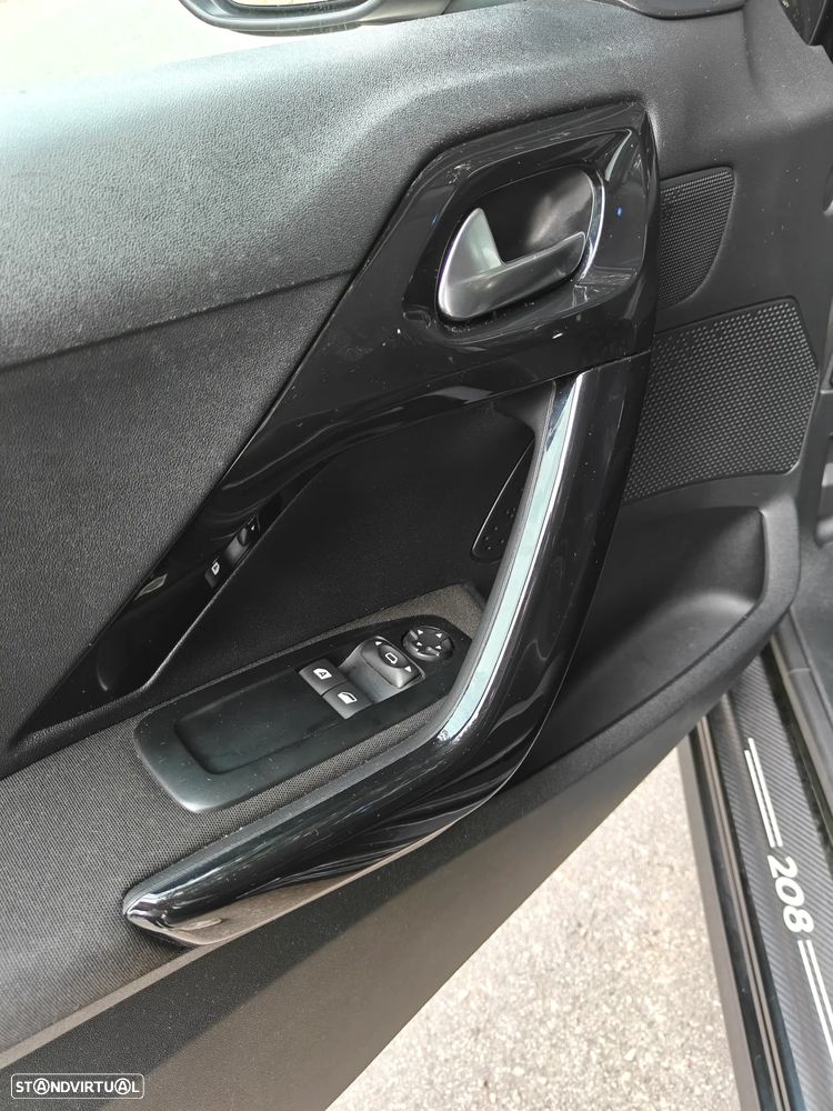 Peugeot 208 1.4 HDi - 3