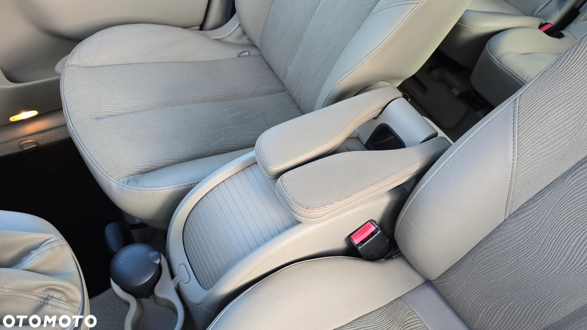 Renault Scenic 2.0 16V Dynamique - 21
